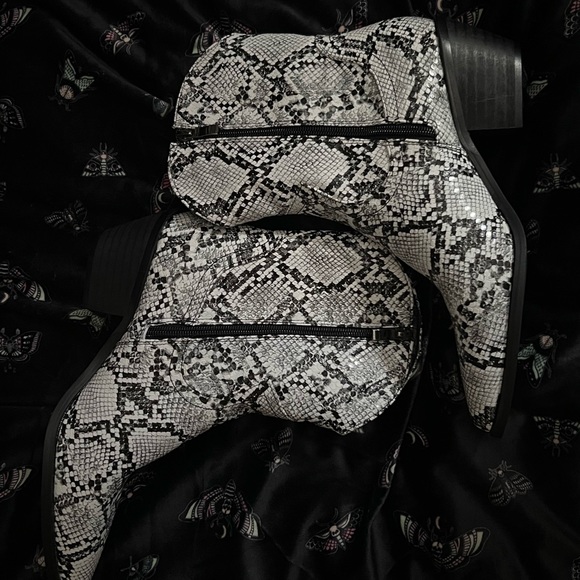 Faux Python Booties - Picture 6 of 6